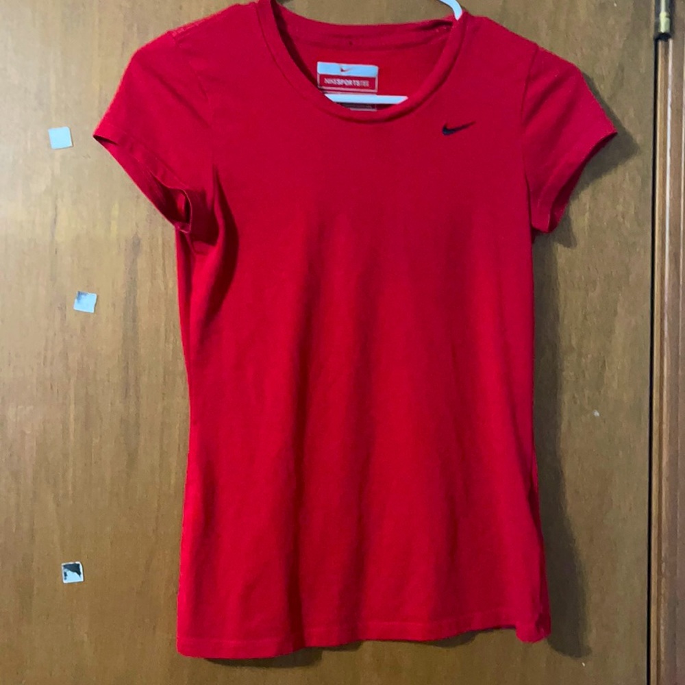 Red dry fit Nike tee